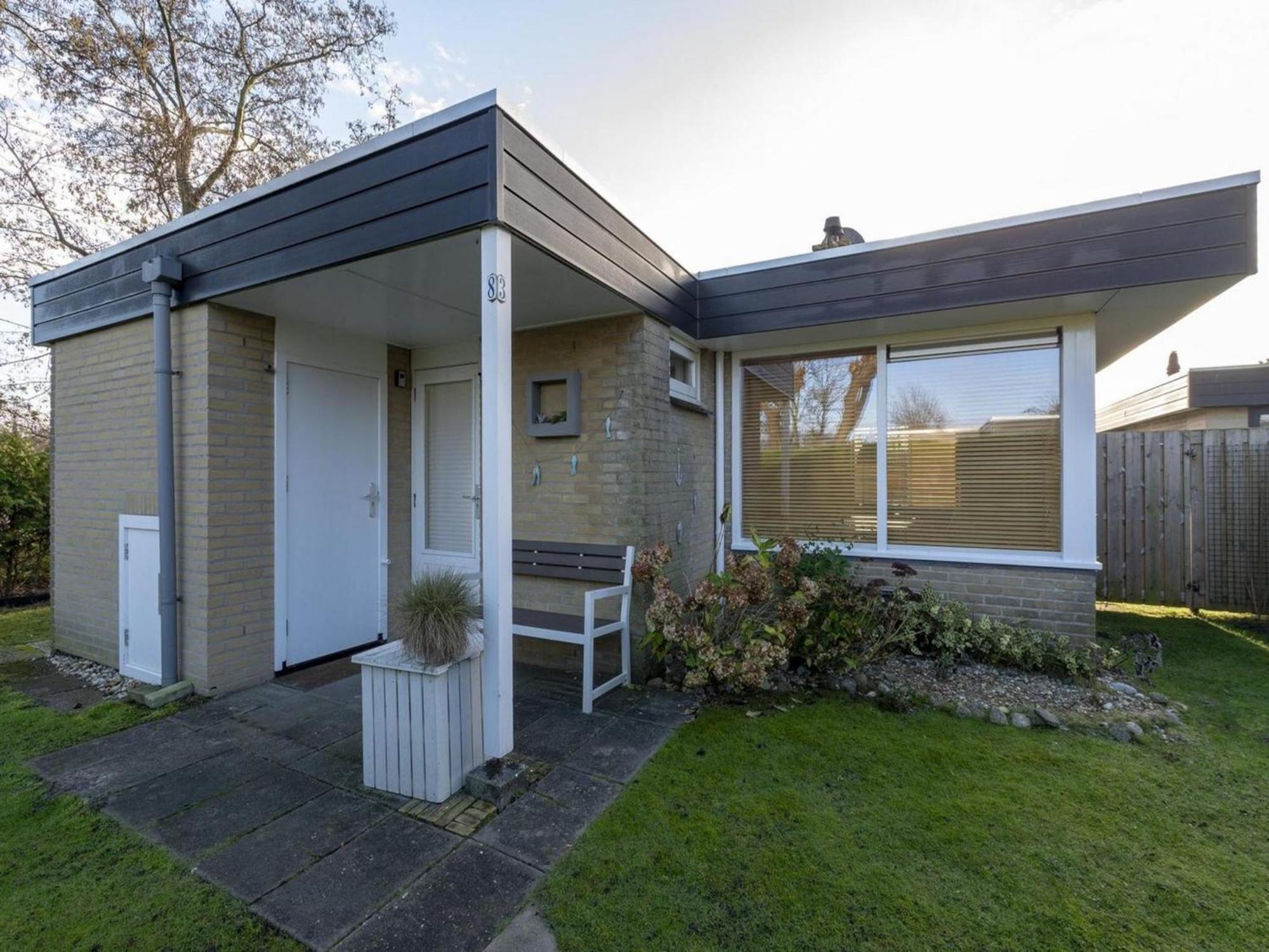Attractive Holiday Home Close To Beach Sint Maartensvlotbrug Exterior photo